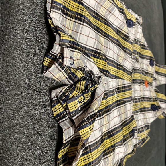 (3 for 10) Kid’s wear 3-6M Romper - Picture 2 of 5